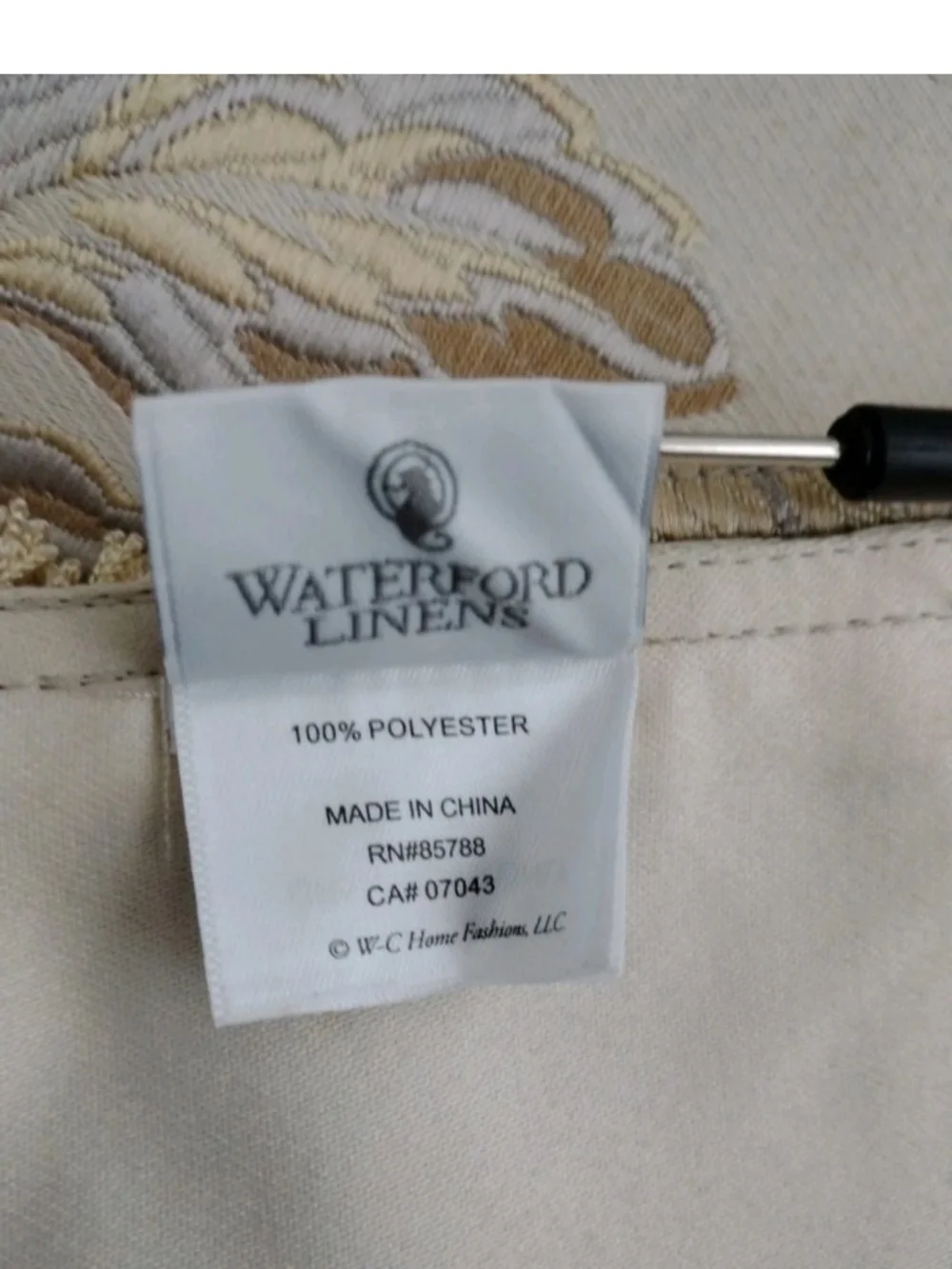 WATERFORD DECORATIVE TABLE RUNNER 13.5 X 71 Inches Long With Tassels